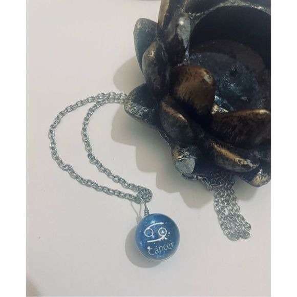 Cancer BLUE GLOBE ZODIAC STAR SIGN HOROSCOPE NECKLACE - Picture 2 of 9